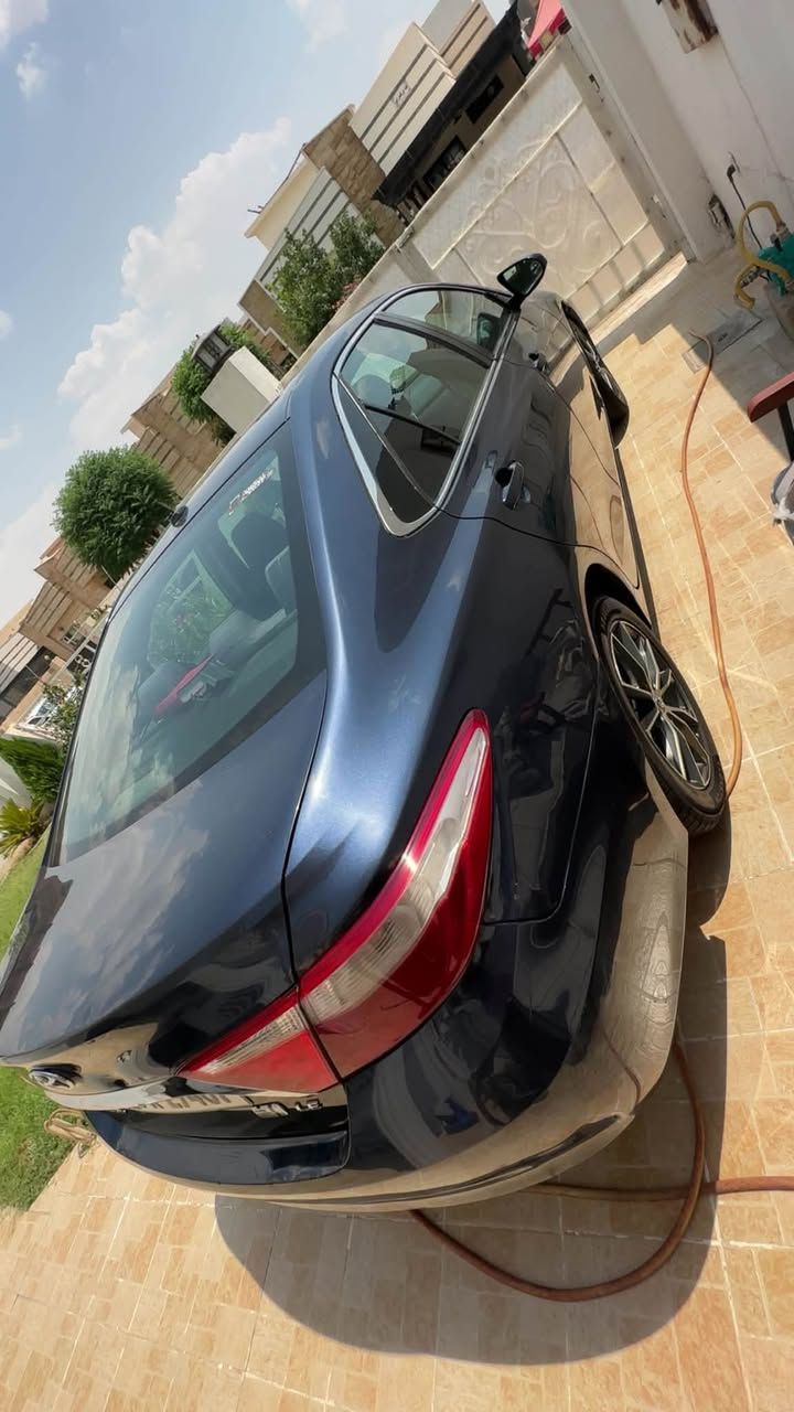 ٢٠١٧ هايبرد شحن ذاتي 
بيع او مراوس كلشي يرهم 
وارد امريكي قطعة صبغ وقطعة تبديل والباقي مكفول 
تبريد ومكينة وكير وبطارية على وضع الشركة 
مكاني اربيل 
***********
