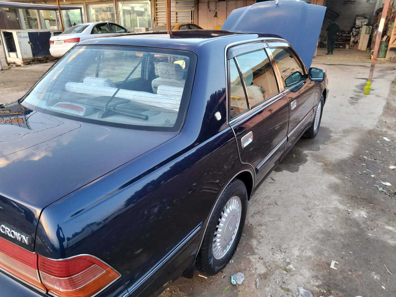 راس الثور تكم موديل 98رقم بغداد مكفوله من الكص والضربه صبغ قطعه وحده ودعاميات السياره فول مواصفات خمس دكم الشاصي55 محرك 3000فيشه وبطل تبريد شغال السياره جاهزه من كلشي بابل المسيب غير متواجد علئ الفيس اني مكلف بالنشر للاتصال علئ صاحب السياره ***********
