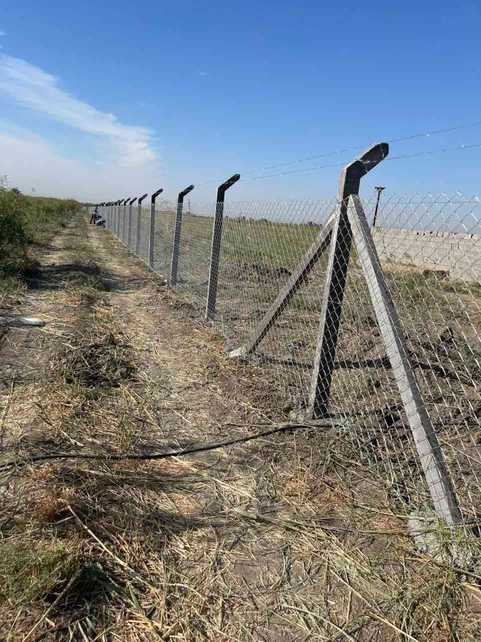 السلام عليكم  تعلن شركه بغداد  الهندسيه المتر ٥لا ١٠ حسب مواصفات  السيم وه مكان العمل نرجو الاتصال *********** رقم الهاتف
