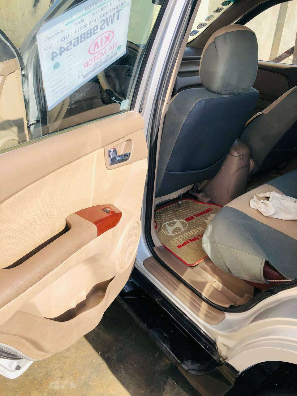 سيارة كيا سبورتج ٢٠٠٩ مكينه ٦ سلندر  ٢٧٠٠وارد خليجي دواخل بيجي بأسمي رقم بغداد مشروع وطني ل٢٠٢٦ السيارة مكفوله من الصبغ والضربه فتحه بالقمارة شاشه وكاميرا خلفيه و مثبت سرعه الگير نمرتين عادي واوتوا  فقط صبغ (الدعاميات والترايش للجماليه لا أكثر) عارضه ب125$ وبيه مجال بسيط. الديوانية
هاتف

***********

***********
