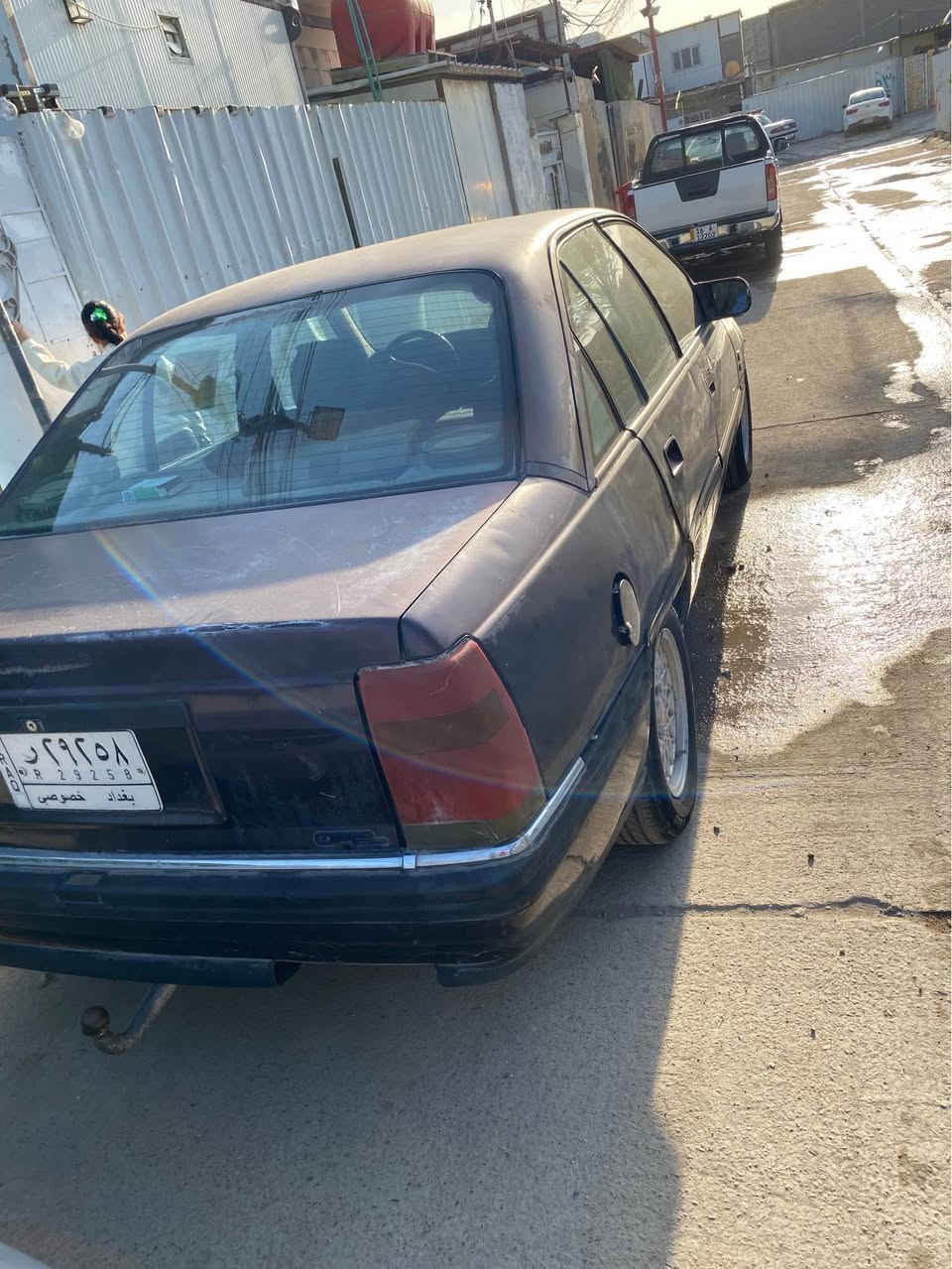 أوبل اوميكا محرك ٢٠٠٠ اوتو 
رقم بغداد 
راعيها يريد تحويل سنوات ساقطه بال١٩
مكاني بغداد شارع فلسطين رقم *********** بغداد, العراق
