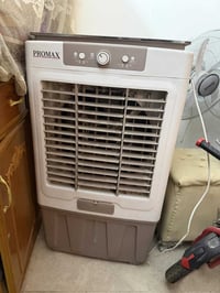 كونفيره للبيع شغاله السعري 150 وبيها مجال بسيط بغداد07721479719