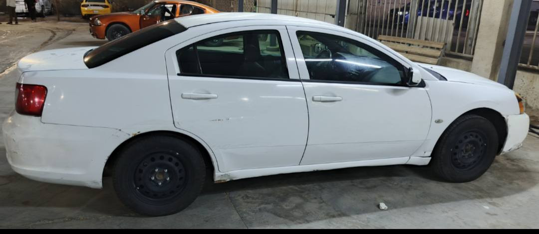 السلام عليكم
مسيوبوشي گلنت ٢٠١١ عميه طريق الاقواس حدادية جديدة باتري جديد طخم  تاير جديد  منظومة زنون  العنوان ميسان  مركز المحافظة  للاستفسار *********** السعر ٤٥ وبيها مجال
