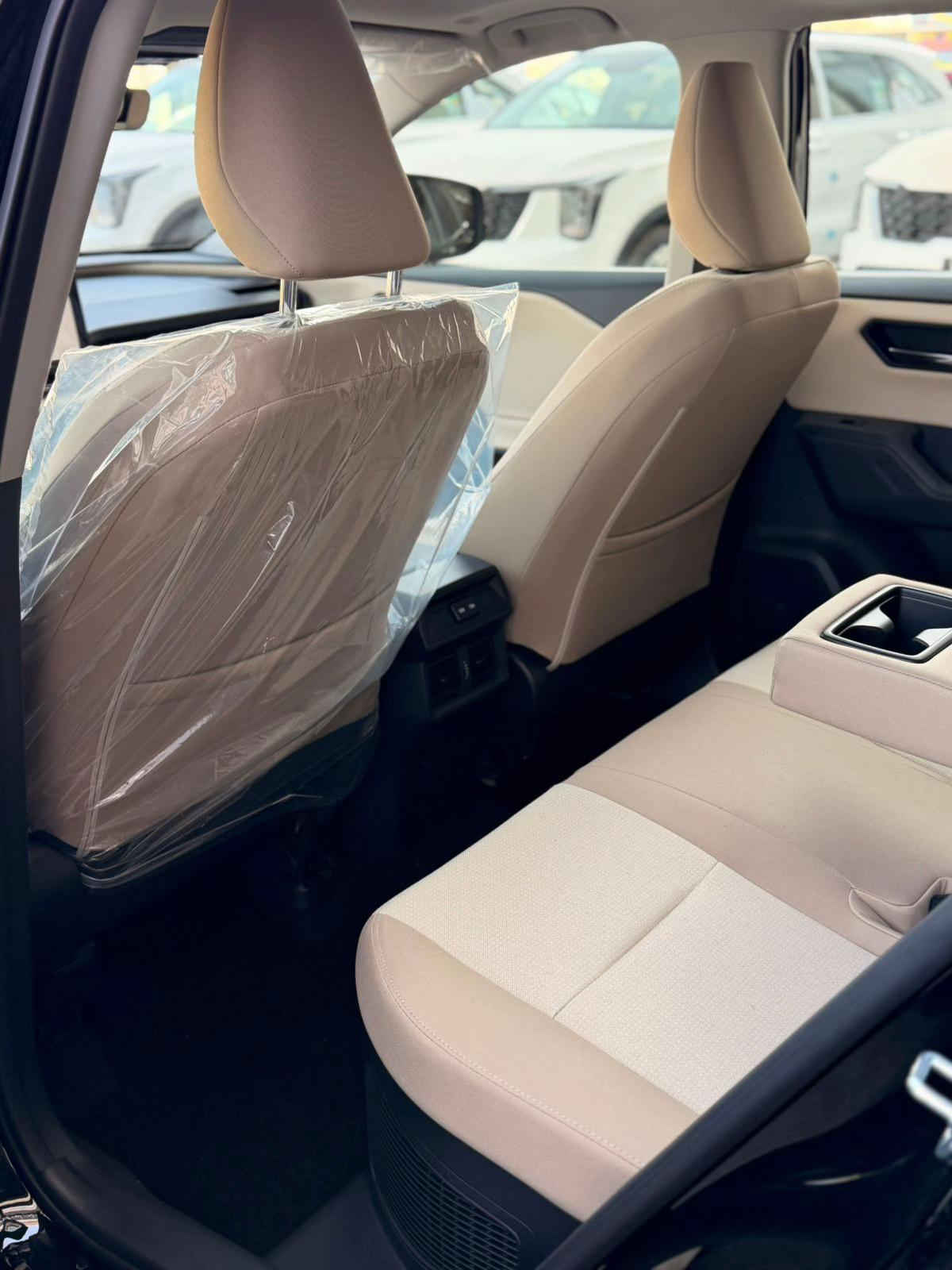 #المرغــوب_بالسـوق_العراقـي . 🇮🇶  وصلت حديثاً 🔻 🔥 TOYOTA RAV4 2026 🔥 الفخامة اليابانية + الاعتمادية + الأداء الاقتصادي ✨ إذا تدور على SUV عملية وأنيقة بنفس الوقت فالـ RAV4 2026 هي الخيار المثالي 😍 #تـويوتـا_راف_فـــور_2026_الجديدة_گليـآ..  نسخة الهايبرد : // ضمان الوكالـة 🔻باللون الاسود الملكي 💣 متوفرة بـشركة اسماعيل البلداوي لتجارة السيارات 🇮🇶. --------------------------------------- 📍 العنوان: بغداد – معارض جكوك – قرب بوابة الكاظمية 📍 المعرض: شركة إسماعيل البلداوي لتجارة السيارات 📞 للاستفسار والتفاصيل: *********** 📩 أو تواصل معنا عبر رسائل الصفحة بكل سهولة #شركة_اسماعيل_البلداوي_لتجارة_السيارات #        #عروض_السيارات #بغداد 
