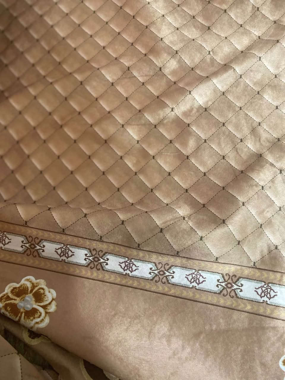 هلو بنات باقلي هذولي شراشف طخم
سعر متر الفين


**إذا كنت صاحب هذا الإعلان وتريد حذفه لأي سبب، رجاءا أرسل رسالة إلى الدعم الفني**