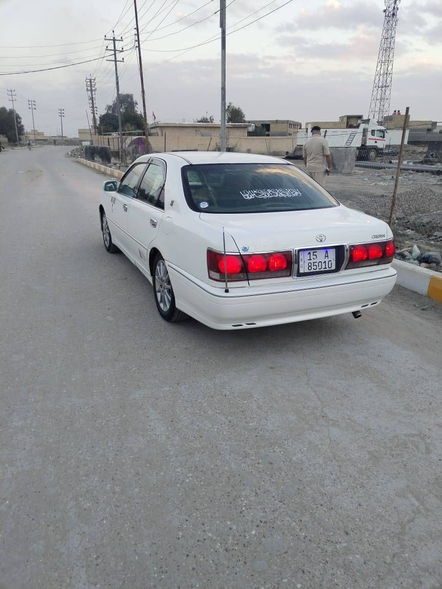 السلام عليكم سياره لبيع ملكه مديل 2000 رقم انكليزي بسمي الانبار تحويل ثاني يوم سياره اكفله اصوليات وعيب شرعي سياره جديد كلش مكينه وكير وحداديه وتخم تاير جديد وتبريد ثلج وكهربائيات كله شغاله 
السعر /108 ورقه 
الرقم / *********** سوق الشيوخ, ذي قار
