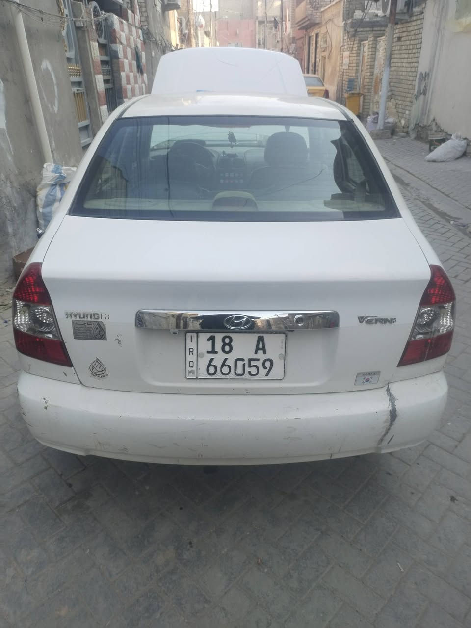 السلام عليكم سياره فيرنا موديل ٢٠١٤ مكينه وكير جدد تبريد شغال وتدفئه شغاله صدر  السعر 60 مكان مدينه الصدر رقمي ***********
