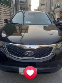 كياسورنتو موديل ٢٠١٢ سوده وارد امريكي بيها جاملغ وبنيد فول عده الفتحه ...