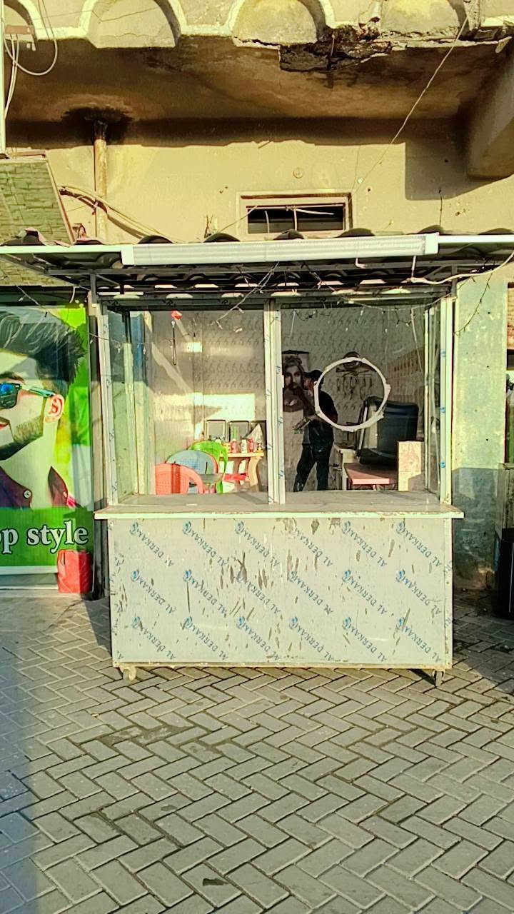 مطعم زغير للبيع العنون بغداد
***********
