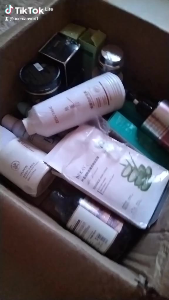 كارتون عنايه كوري باركود اصلي يعد ٢٥ قطعه السعر ب٣٠ الف


**إذا كنت صاحب هذا الإعلان وتريد حذفه لأي سبب، رجاءا أرسل رسالة إلى الدعم الفني**