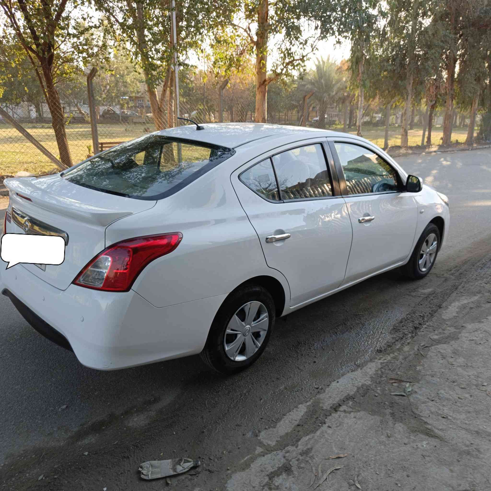 نيسان سني هندي 2019 رقم بغداد ماشيه 70 ألف
قطعه صبغ جاملغ خلف السائق وبيها بارد موضحات بالصوره التفاصيل  سعرها 103 
مكان السياره زعفرانيه 
***********
