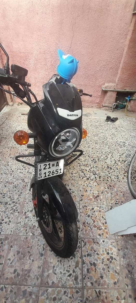 السلام عليكم دراجة دايوان 2026 رقم اسليمانية محرك 200 سيسي دراجة اخت الزيرو ماشية 270 فقط التشغيل سلف وتشغيل عن بعد وهندر الدراجة بعدهي ما محولها باسمي تجي انحول العقد ب اسم الشخص اليشتريها السعر 2400 

للتواصل ***********
