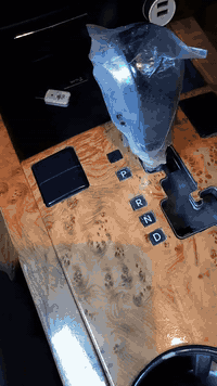 اخوان السلام عليكم الي يحب يغلف دواخل السيارة اني حاضر العنوان بغداد مدينة الصدر موبايل *********** وات ساب ماسنجر اتصل وتدلل تكلفة التغليف ٥٠ الف متوفر لون صاج ملكي بيجي ولون صاج ضمان سنة تغليف حراري .....ماتكدر تجي تعبان عندك شغل  فصخ الكفرات  ودزهن بيد اي شخص واني  حاضر وبالخدمة
