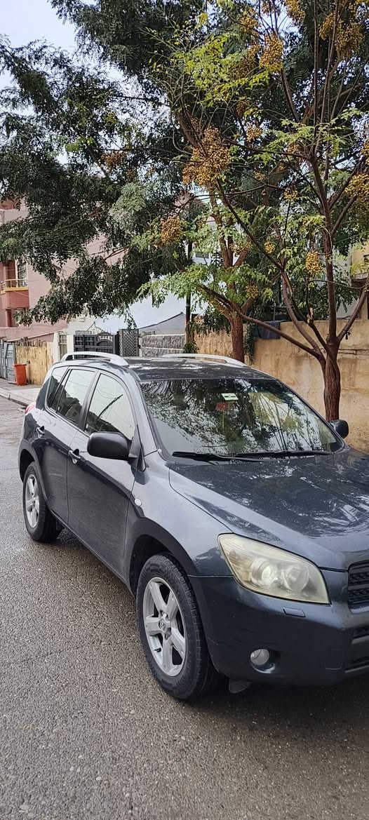 راف فور 2008
سنويه ودفتر بانزين  جديد
 كير محرك شرط كامري ٤ 
 بدون ضربه 
سعر 120 مجال بسيط 
***********
