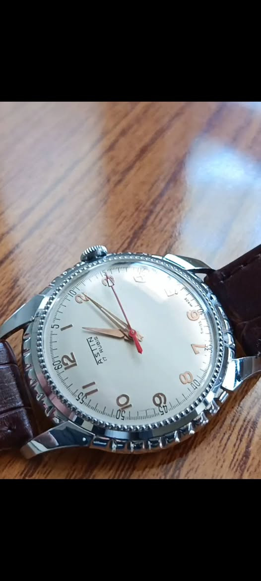 لعشاق التميز و القطع النادرة 
ساعة استين نصب تكويك سويسري 
انتاج الخمسينات نظافة ممتازة
الاطار دزاين مختلف (اسنان القرش)
قطر 37 ملم
مينا زيرو بتفاصيل خلابة
جمال الأرقام العربية
مصنوعة بالكامل من الفولاذ المقاوم الصدأ(ستاين ليس ستيل)
دقة عالية 
السعر 125 الف


**إذا كنت صاحب هذا الإعلان وتريد حذفه لأي سبب، رجاءا أرسل رسالة إلى الدعم الفني**