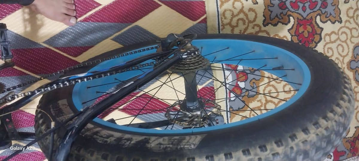 البيع مكاني بغداد الكماليه السعر 90شراي اتصل وانه خادم ***********
