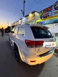 جراند شيروكي اوفرلاند • ٢٠١٤ • مكينه ٣٦٠٠