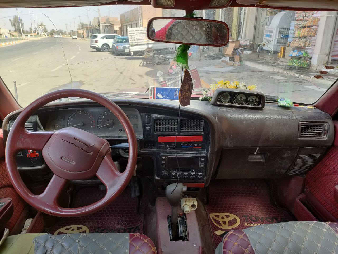 لاندكروزر فوررنر موديل ٩٠رقم صلاح الدين ٣٣ وبيهه مجال قليل ***********
