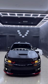 dodge charger  2020 RT pluse سلاید شاشە گەورە كوشین شامۆ بیلاد كوشین س...