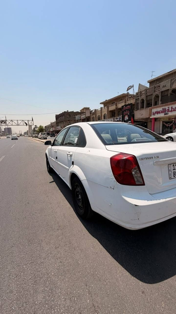 سلام عليكم اوبترا للبيع ٢٠١٢ مال شركه بيهه صبغ بالهلال الخلفي وبارد بالباب مكفوله من التبديل مكينه خير من الله تبريد منضومه كامله جديده باتري جديد تخم تاير صار يومين بدلتهن السياره باسمي العنوان بغداد المشتل السعر ٨٥ للاستفسار ***********
