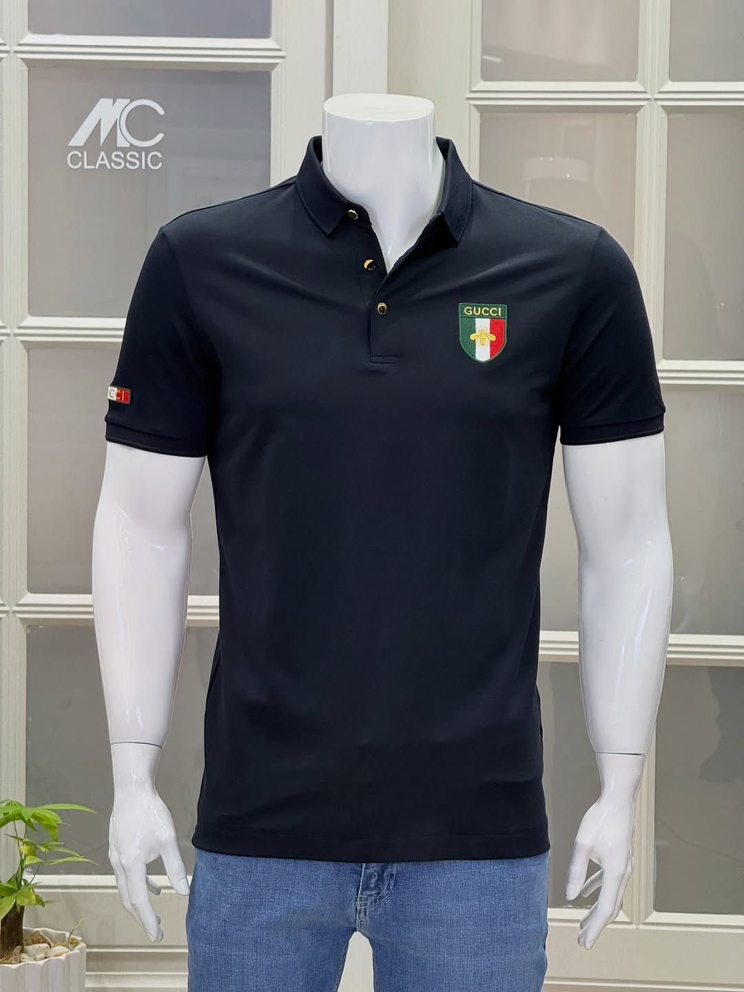⁨	‏ MC CLASSIC
  الأناقة _تبدي _من_ أول _خطوة

⚜️تشيرت ماركات ماستر كوالتي  MC CLASSIC
⚜️قياسات: XL.XXL .3XL.4XL
⚜️خامه قطن ‎%‎100 ناعمه 
⚜️السعر :45الف 
⚜️الصناعه :اورجنال 

‏‎للحجز او الاستفسار مراسلتنا على الصفحه
اومراسلتنا واتساب  *********** .  ***********
تلكرام :- https://t.me/mcclasic
انستكرام :- https://www.instagram.com/mc_classic79?igsh=MWZuc3Z2b2YycGNwOA%3D%3D&utm_source=qr
تيك توك :- https://www.tiktok.com/‪‪@mcclassic79‬‬?_t=8kdkCdce82f&_r=1
سناب جات :- https://t.snapchat.com/QEyQBMCC
#العنوان
 بغداد - كرادة داخل -فرع صيدليه جوهره ابن حيان 

اوقات الدوام من 10 صباحا الى 12 ليلاً
🔴 يوجد #توصيل بغداد وكافة المحافظات 
بغداد 🚕  5 الف  المحافظات 🚗 5 الف⁩
