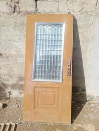 باب كامل معه جرجوبه شباك نلاستك ابيظ  للبيع 07704041328