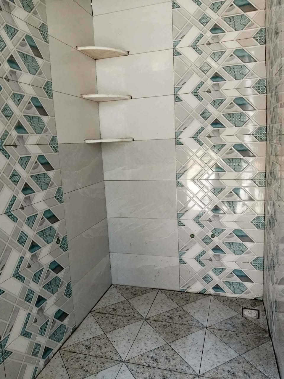 سلام عليكم اخوان عدنا كافة الكوادر العمل ((بناء &لباخ&  تطبيك & حفر سبتتنك & تزفيت وماستك سطوح & نقل اثاث ))ما عليك بس الاتصال باسعار ممتازه وشغل درجة اولئ 
مرسلة الحساب او الاتصال بلرقم 
***********
