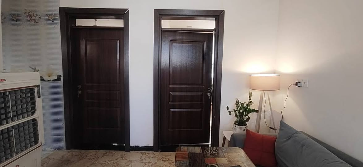 السلام عليكم
دار للبيع طابو صرف
حلة ابو غرق
 مجمع الصفوة السكني
مساحة ٢٠٠ م
طابق واحد ٢غرفة نوم وصاله ومطبخ وكيلدور وكراج سيارة وحديقة
أرضية بورسلين
شارع ١٠ م
خدمات ماء كهرباء وتبليط وسيكيورتي
تتطلوعة
للاستفسار***********
***********
*********** ابواحمد لبيع وشراء العقارات في بابل مكتب البيت الامين حلة نادر الأولى قرب آسواق الجمل ملاحضة نستقبل جميع عروض البيع والشراء والايجار الرهن
