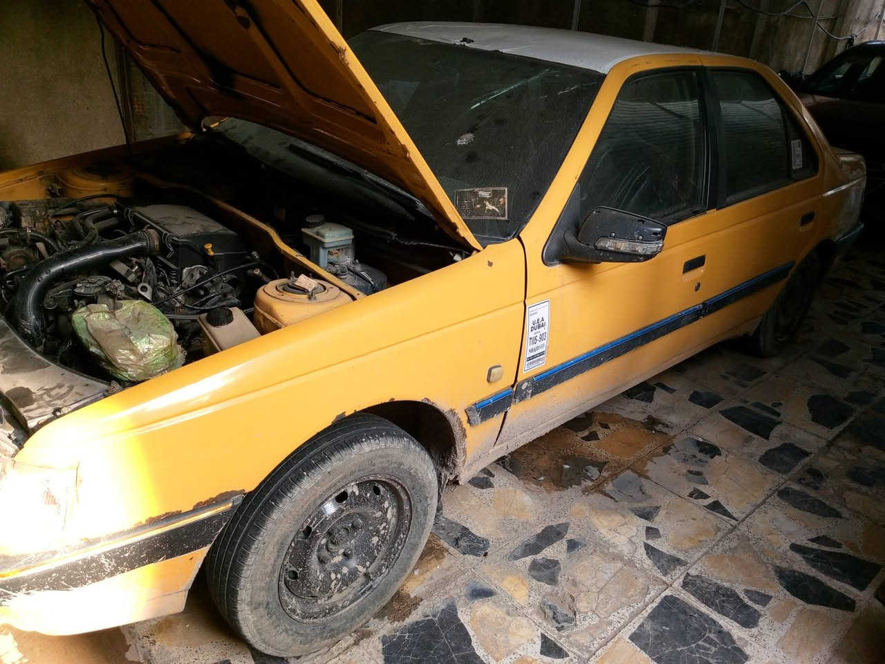 السلام عليكم لبيع بيجو 405 موديل 12رقم بغداد نكليزي خصوصي شرط تحويل محرك كير حدادية كهربات تمام  مكان بغداد وشراي يتصل سعر 30وبية مجال شرط تحويل يعني عقد مروري ***********ارجع وكول شراي يتصل
