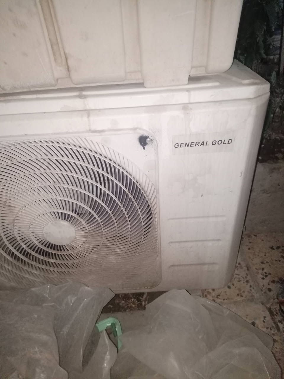 سبلت لبيع ٢وثلث نقص بواري وغاز شرط الفحص
*********** عمارة حي العسكري قرب جامع باب المغفرة
