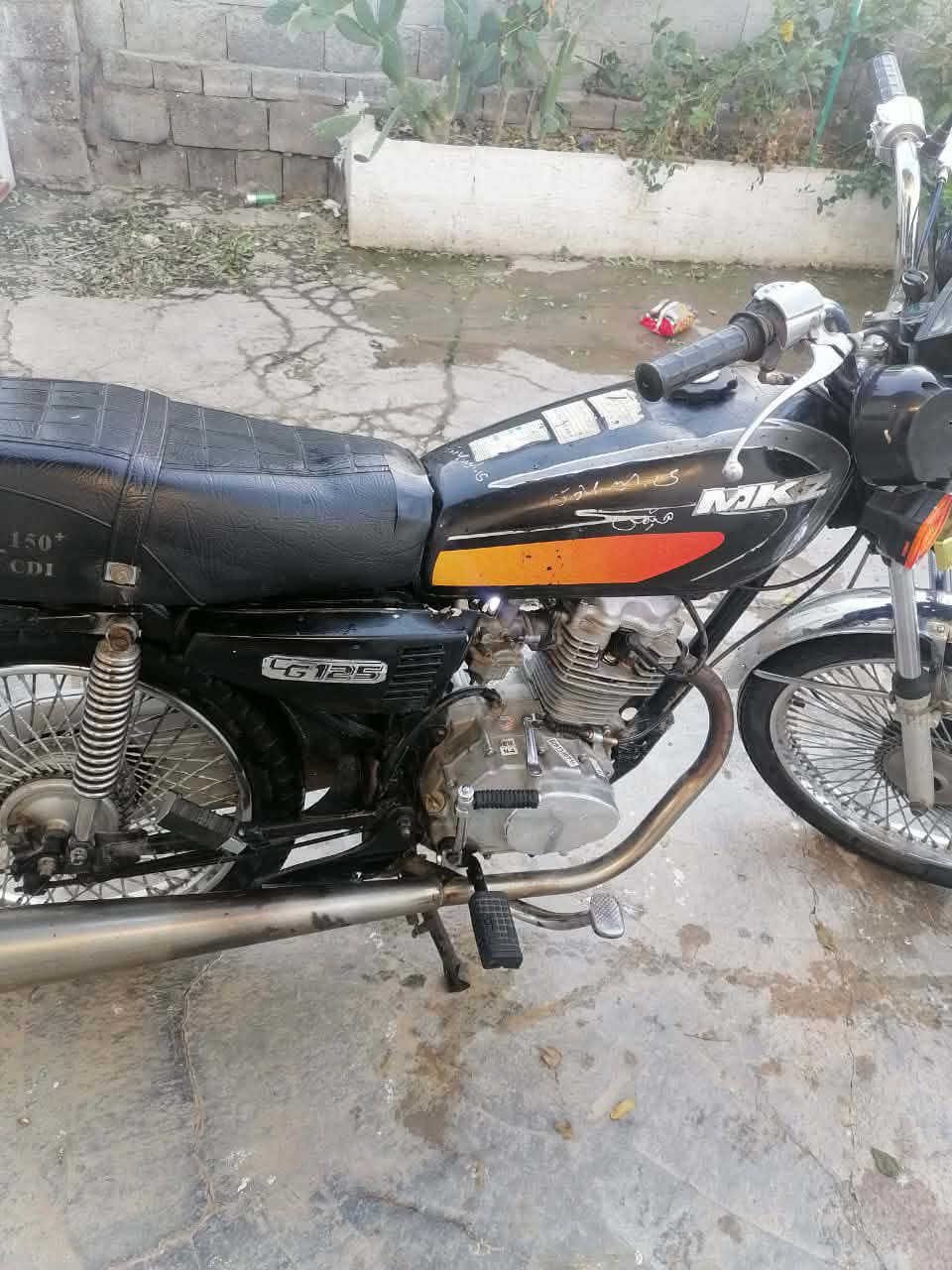 ماطور نامي  كلشي يشتغل ويا اوراق الشخصي مابي عيب السعر 300 رقم***********
مكان علي اوا
