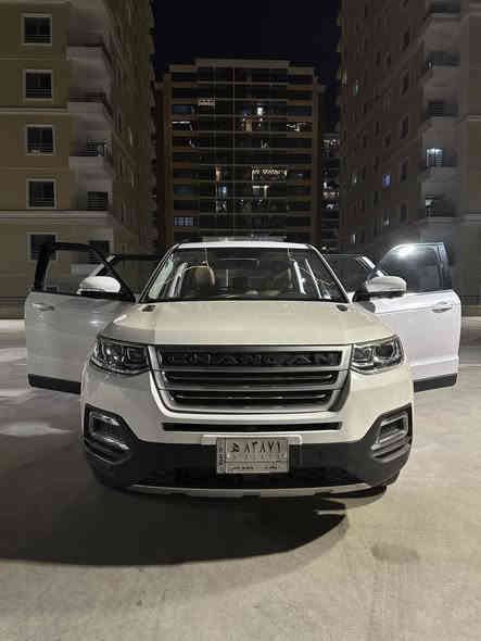 للبيع 🚘 شانجان CS95 موديل 2020 – أعلى فئة فول مواصفات 🔥
🔹 🔝 سيارة فاخرة بمواصفات كاملة – نظيفة جداً 🔝

✨ المواصفات المميزة:

✔ أنظمة الأمان والمساعدة:
✅ رادار أمامي + توقف ذاتي 🛑
✅ نظام الاصطفاف الذاتي (Auto Park) 📍
✅ مثبت سرعة لرحلات مريحة 🚀
✅ كاميرات 360° + كاميرا أمامية وخلفية لرؤية واضحة 📸

✔ الراحة والتكنولوجيا:
✅ مقاعد جلد (تدفئة + تبريد) + خزن ذاكرة 🛋🔥❄
✅ مساج في المقاعد لمزيد من الرفاهية 😍
✅ تحكم إلكتروني باللمس لتبريد 3 مناطق ❄❄❄
✅ شاشة رقمية كبيرة للعرض الذكي 📱

✔ التصميم والميزات الخارجية:
✅ سقف بانورامي لإحساس مفتوح ومميز 🌅
✅ إنارة محيطية على كامل السيارة 🎆
✅ جنطة كهربائية + نظام الفتح عبر حركة القدم (Open Foot) 🚪👣
✅ تدفئة في المرايا الجانبية للوضوح في جميع الظروف 🌨

📌 7 ركاب – دفع رباعي (4WD) – فخامة وأداء قوي 💪

🚦 الحالة:

🔹 استخدام شخصي – ماشية فقط 65 ألف كم (قليل جداً بالنسبة للموديل)
🔹 السيارة خليجية من الوكالة
🔹 ضرر بسيط (بارد) في الجاملغ الأمامي والجنوط – متوفر صور 📷

💰 السعر المطلوب 175$ 🔥 ! 🔥

📞 للتواصل: ***********
