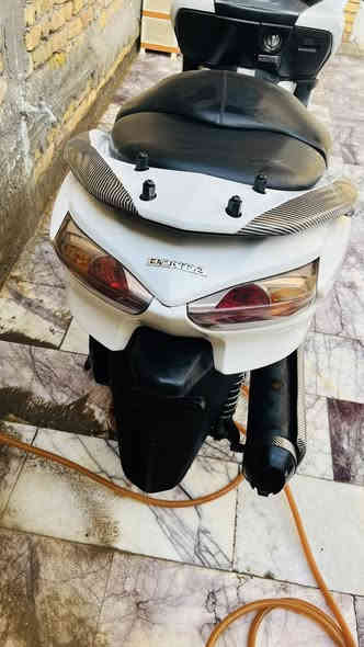 فورزه 010 S7
گير 7 نمر 4 تحويلات 
كفرات نظافة 80‎%‎ 
مكينة گير اكسل مكفولة 
مكانهه العمارة 
***********
السعر مليونين و 100
