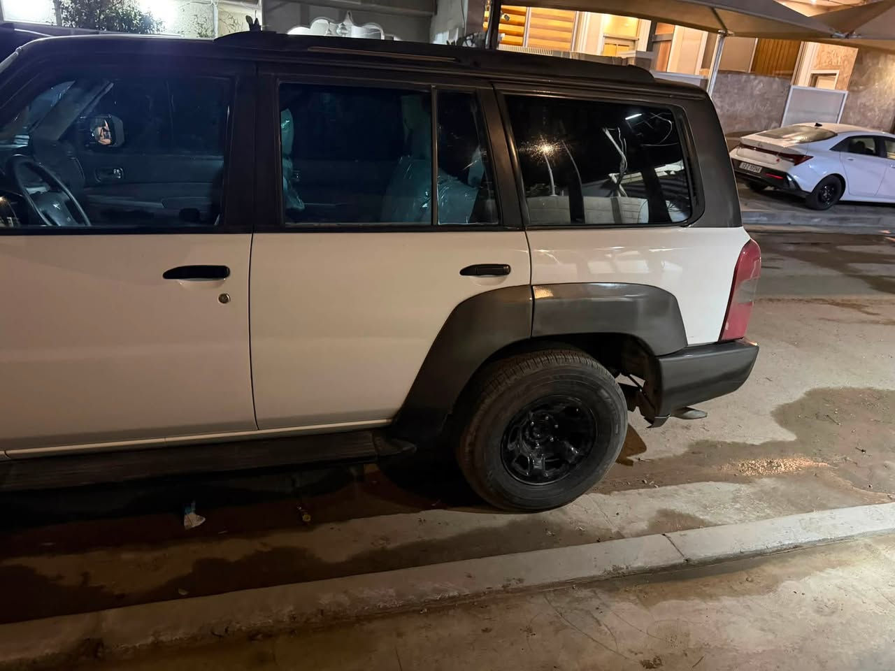 باترول مزاد وزارة الداخلية موديل ٢٠٠٨ فتك ٤٨٠٠ اوتو ماتيك لوكير تبريد تخم تاير السيارة جاهزة ومرقمة بغداد رقم حلو السعر ١٩ مليون وبيها مجال بسيط جدا ماكو هيج سعر وهيج نظافة وبل عافية على الياخذها العنوان حي الجهاد ابو علي ***********
