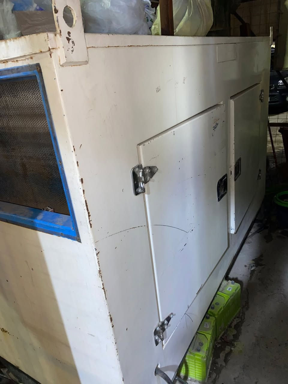 مولدة لبيع كاتم 40 كيفي
***********
قليل استهلاك
