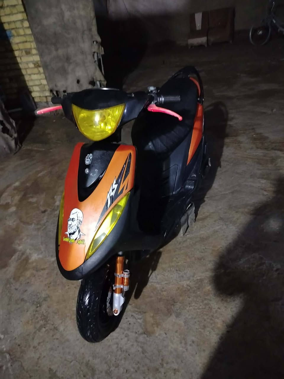 السلام عليكم ورحمة الله وبركاته دراجه ماكس عدله محرك مفتوح مره وحده دراجه نضيفه او حلَوه كفراتها مكينتها خرسه ماتسمع صوت بيها العنوان بابل الحمزه الغربي السعر 500 وبيها مجال للطيبين الهاتف /***********
