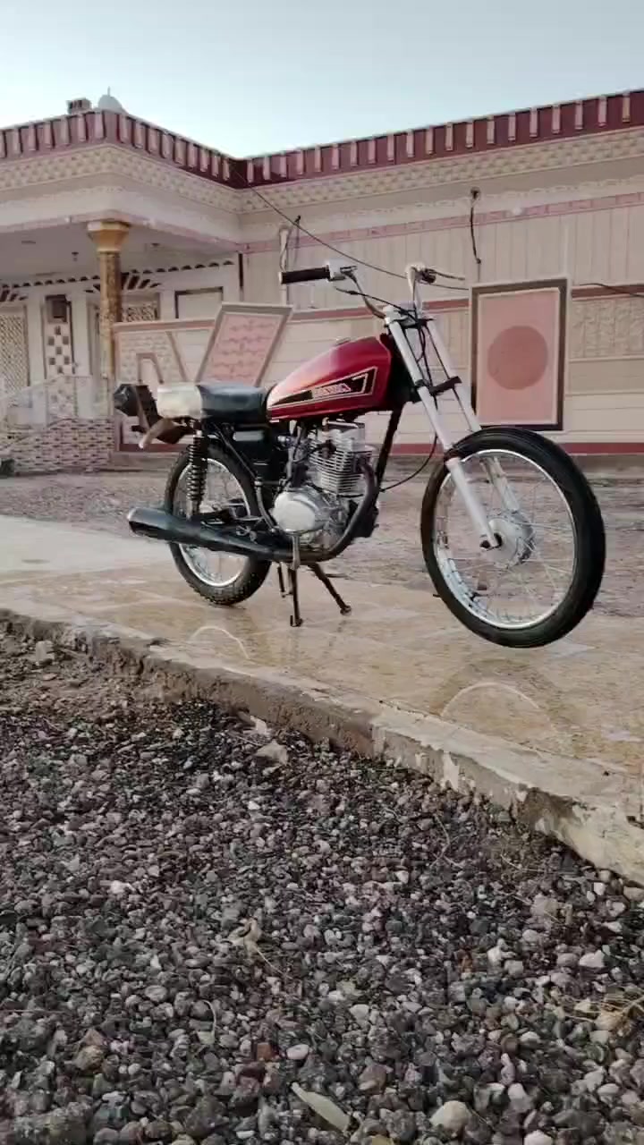 سلام عليكم دراجه للبيع نامه شلامجه 24 دراجه مكينه ما مفتوحا  شاصي كفاله سيبايه باكستانيه اصليه ثقيل  دراجه مكفوله من سرقه دراجه أدوات أدوات مكاني البصره عله طريق سفوان سعر 575وبيها مجال قليل رقم تواصل ***********بيع مستعجل
