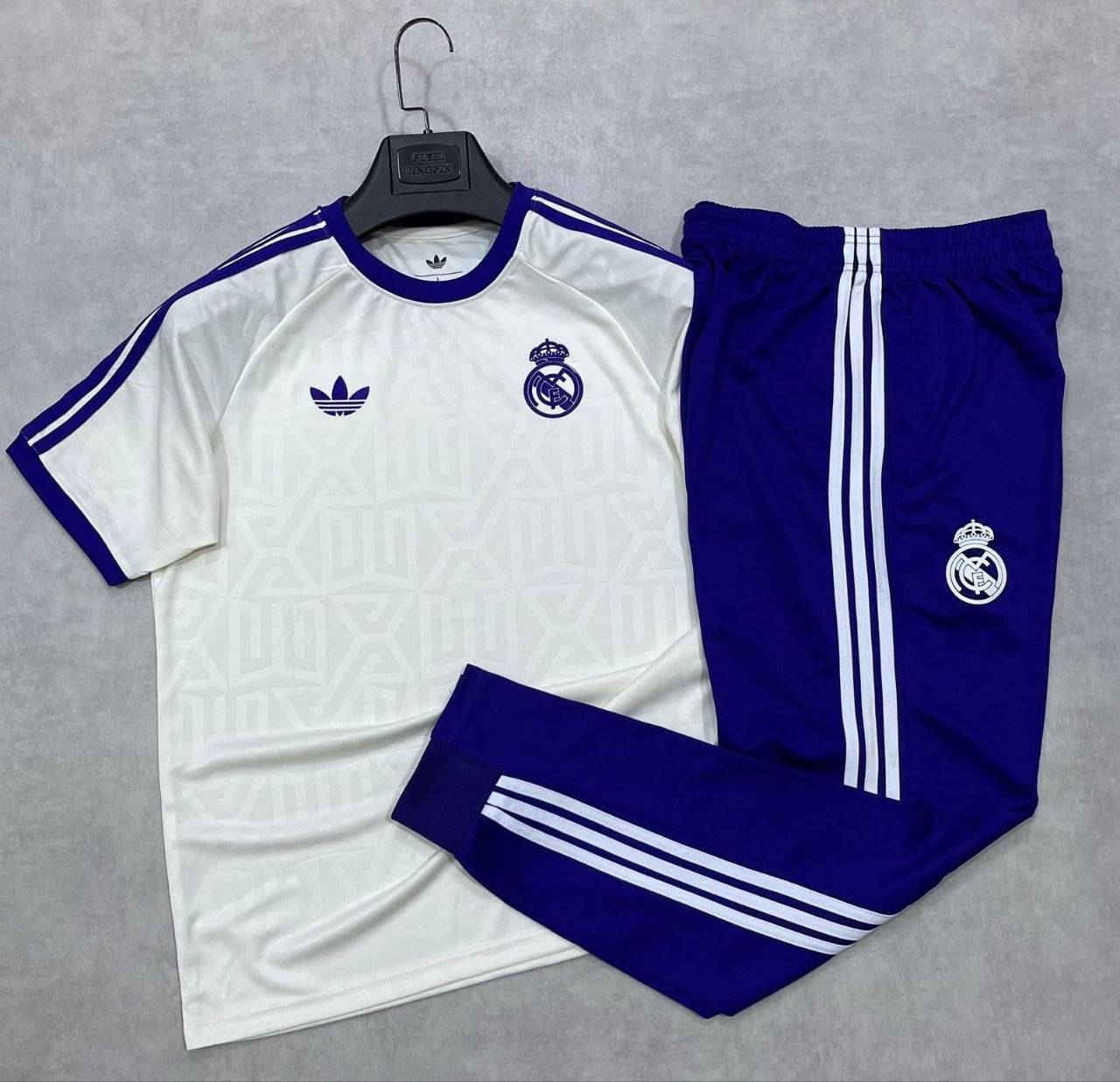 بكج انديه خامه ستن اصلي  شرط الفحص 
الكارتون ٤ درزن
قياس

L/xl/xxl
الكارتون ٤٨ قطعه ب//٦٠٠ الف
القطعه ب١٢ ونص


**إذا كنت صاحب هذا الإعلان وتريد حذفه لأي سبب، رجاءا أرسل رسالة إلى الدعم الفني**