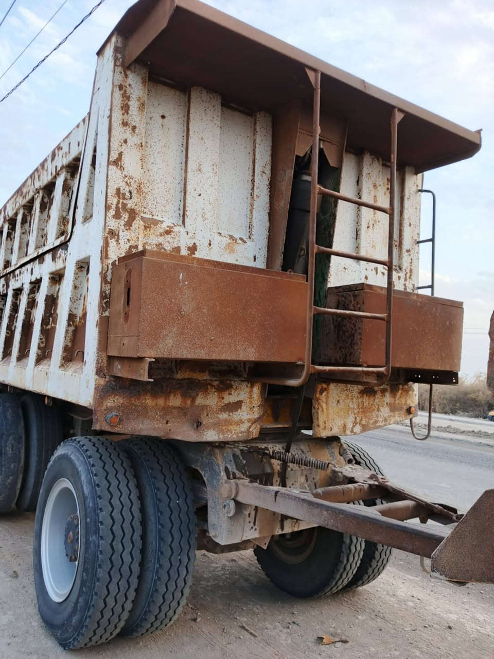 بدي مقطوره البيع ***********
