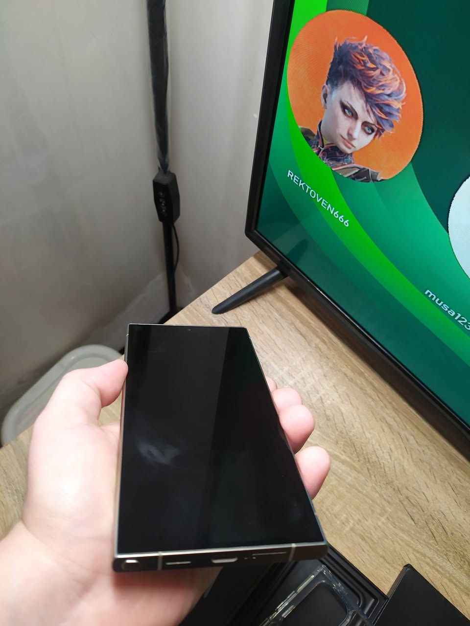 S24 ULTRA نظافه 100% شخط واحد مابي دبل خط السعر 930 قفل مكاني بابل واتساب ***********
