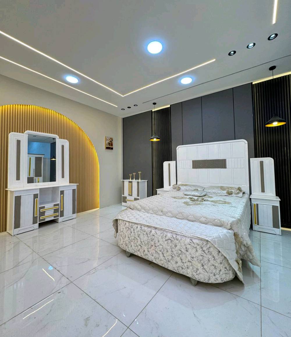 ‏السعر // مليون و100
🔅تفاصيل الغرفة المرمري ....
خارج ٤ملم ام دي اف 🔺
وداخل صاج ٣ملم
صبغ حراري درجة اولى
عدد القطع  ٧ قطع 😍
🔺1 //جرباية  قياس  ١٦٠ × ٢٠٠
🔺//ميز جانبي ايسر قياس ٥٠
🔺2// وميز  جانبي  قياس ٥٠
🔺3// زاوية ارتفاع مترين عرض ٨٠
🔺4// وميز بلازمه 
🔺5//وميز مراية ارتفاع مترين عرض ١٢٠
🔺6// وكنتور ٦ باب  ارتفاع مترين و١٥ طول ٣ متر و١٥
القطعه الثامنة حسب الطلب شازلون
سعرها ٥٠ الف ❤️(توصيل مجاني مركز بغداد )
التوصيل يشمل الشد مجاني 🔥
(اطراف ٥٠)
باقي المحافضات حسب البعد
توصيل الجميع محافظات العراق
الاحجز والاستفسار راسلو الصفحه