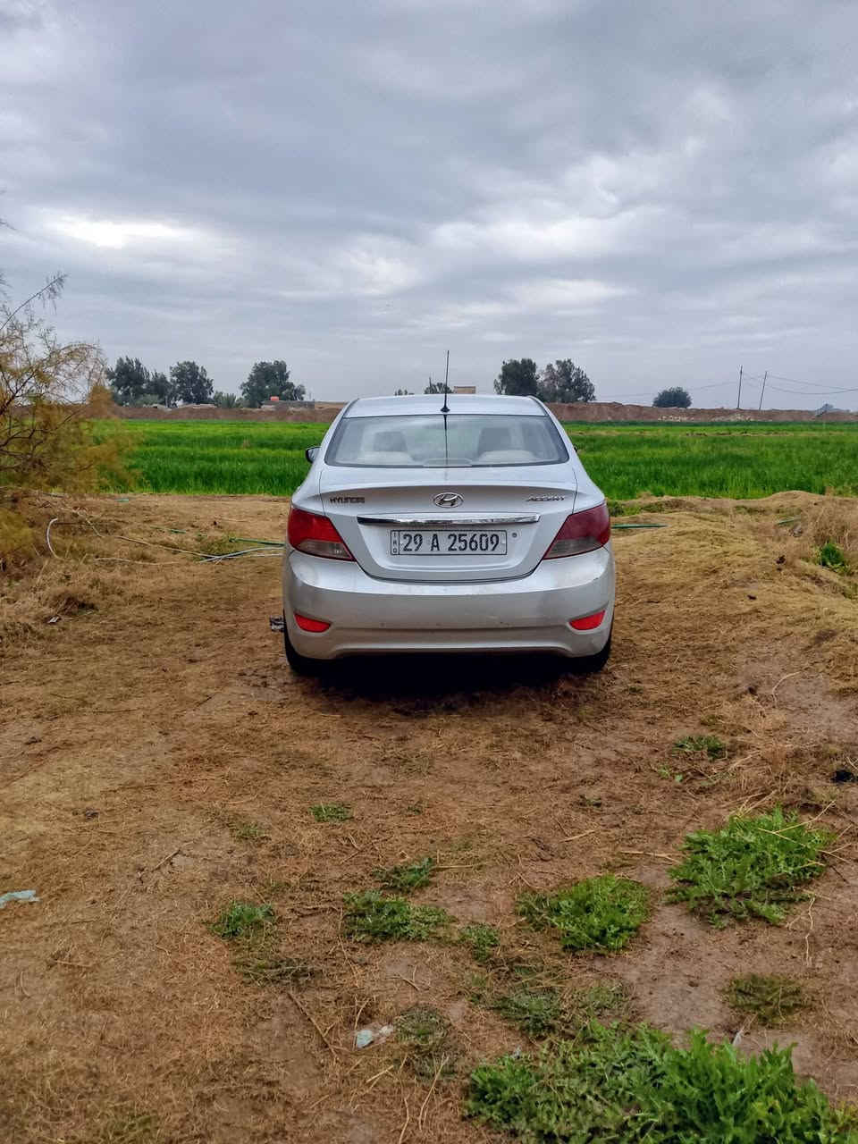 سلام عليكم للبيع موديل 12بسمي مكان ديوانيه سعر 80 بيهه مجال تليفون ***********
