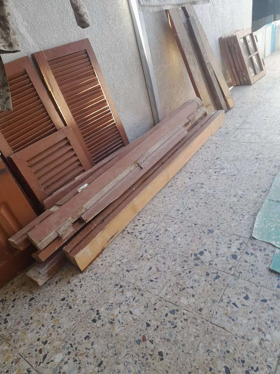 بيبان وشبابيك خشب صاج اصلي للبيع ٢٠ قطعة مستعجلة ع بيعتهم مكاني بغداد البلديات كلهم بسعر ١٠٠ الف


**إذا كنت صاحب هذا الإعلان وتريد حذفه لأي سبب، رجاءا أرسل رسالة إلى الدعم الفني**
