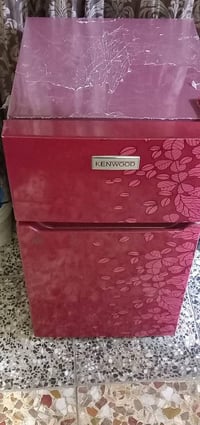 ثلاجه صغيره • تجميد ثلج • شارع رافدين