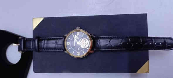 مزاد لان ماعرف سعرها بيش ***********
