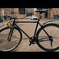 بايسكل فكسد البيع معدنه فول المنيوم   حجم 28  مكينه، 1امامي 1خلفي   با...