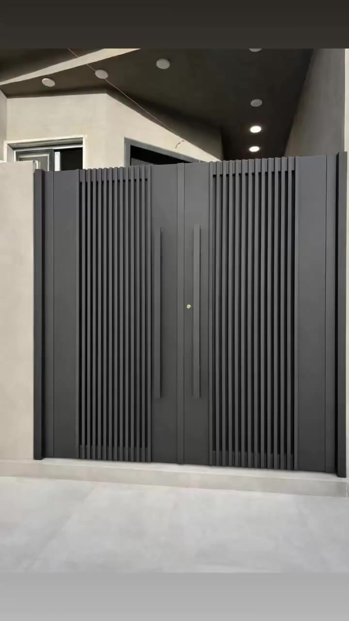 عباس السوداني 
***********
