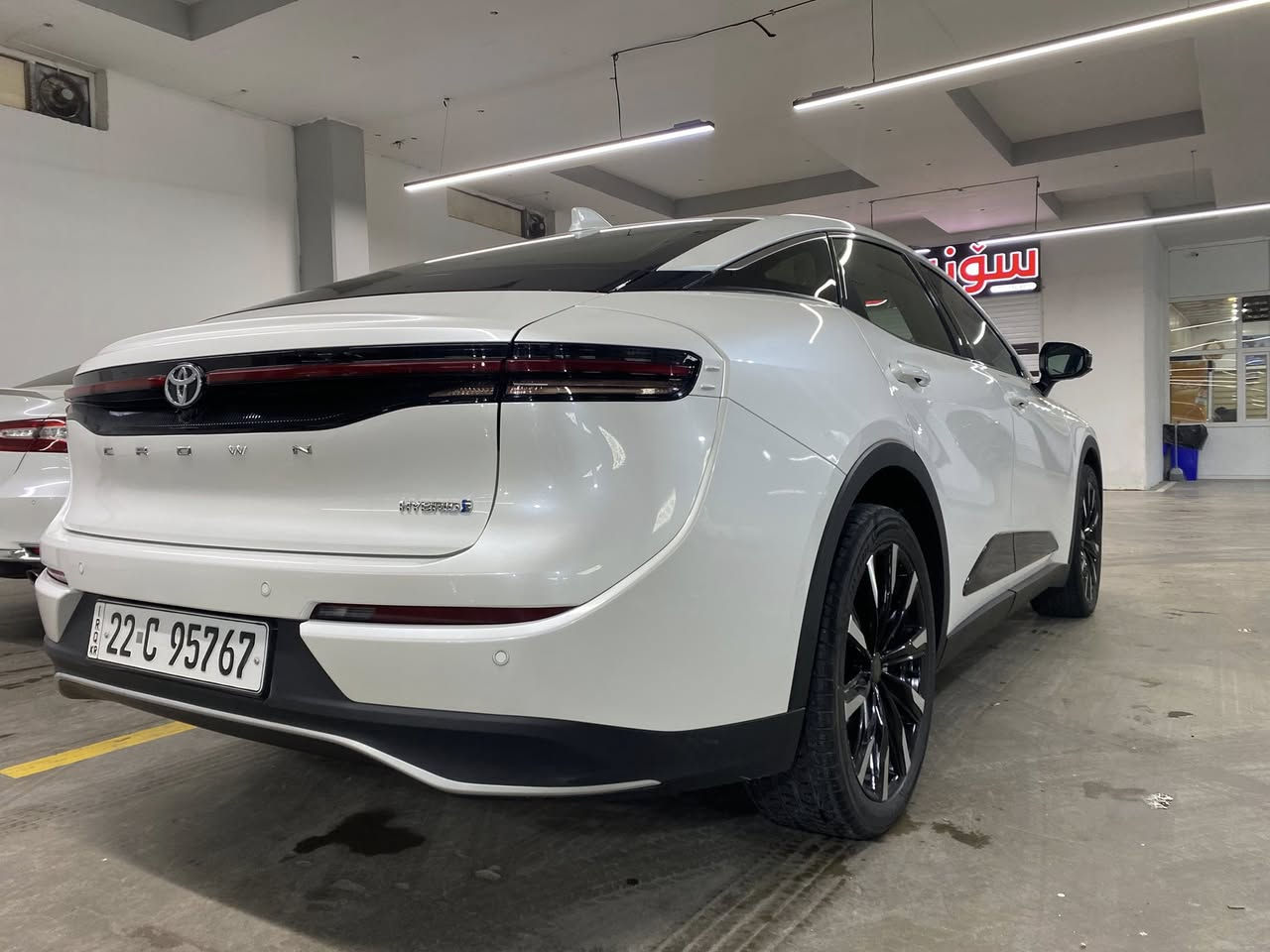 كراون خليجي موديل ٢٠٢٣ فول مواصفات محرك ٢/٥ هايبرد ماشي ٤١ الف حقيقي  سعر(٣٢٨$) تلفون ☎️ ***********) وات ساب موجود
