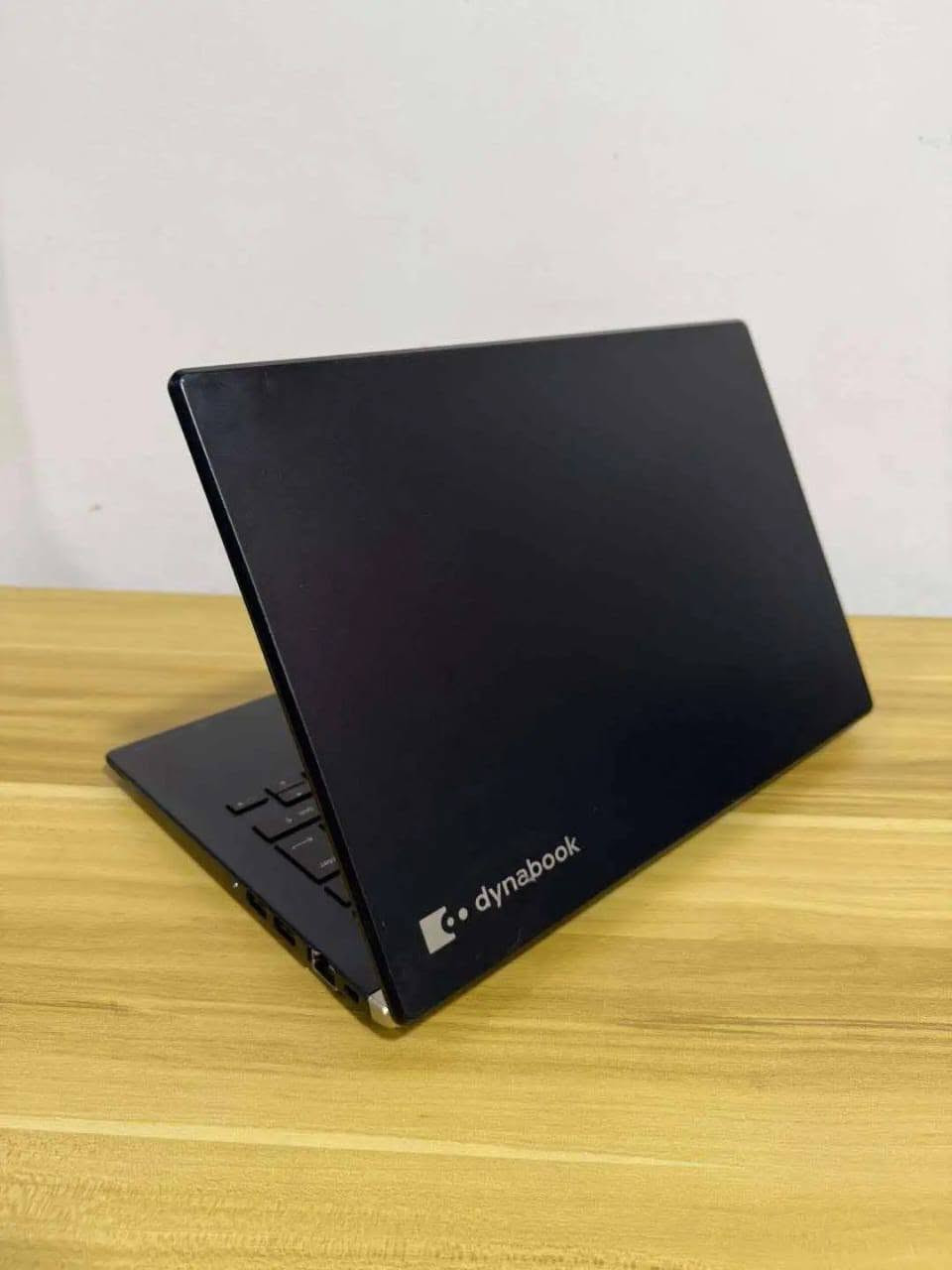 الموديل : 

Toshiba Dynabook

المعالج : Core i5 10th Gen

الرام : DDR4 8GB قابل للزيادة

التخزين : 256GB قابل للزيادة

كارت الشاشة : Integrated Graphics 4GB

الشاشة : FHD 14.1

الحالة : مستخدم بنضافة عالية جدا

السعر 290الف شامل توصيل وملحقات


**إذا كنت صاحب هذا الإعلان وتريد حذفه لأي سبب، رجاءا أرسل رسالة إلى الدعم الفني**