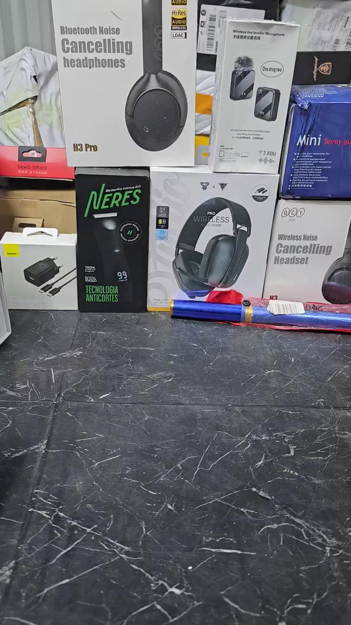 ساعه رولكس 
اوتماتيك 
للي مهتم يخلي سعر


**إذا كنت صاحب هذا الإعلان وتريد حذفه لأي سبب، رجاءا أرسل رسالة إلى الدعم الفني**